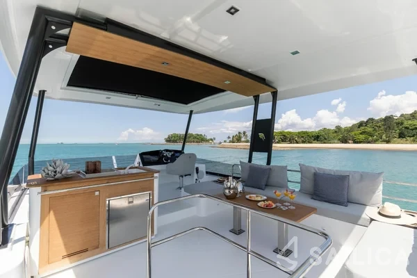 MY5 - Yacht Charter Sailica