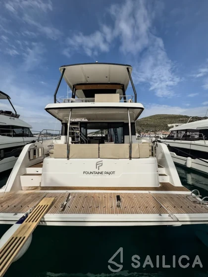 MY5 - Yacht Charter Sailica