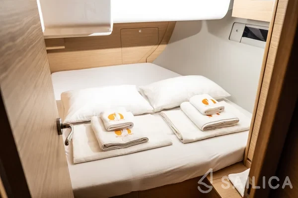 Dufour 412 GL - Yacht Charter Sailica