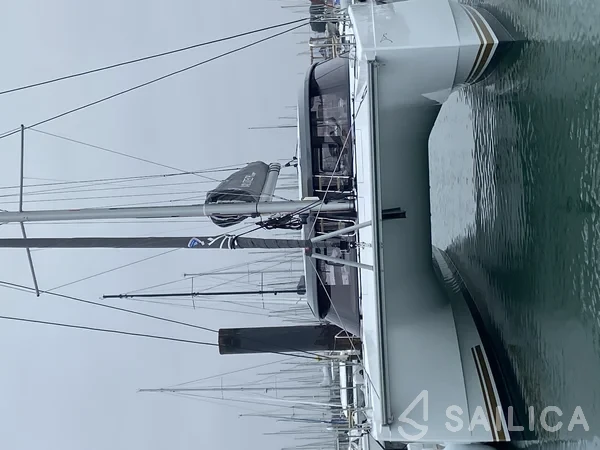 Nautitech 40 open NEW - 4 + 2 cab. - Yacht Charter Sailica