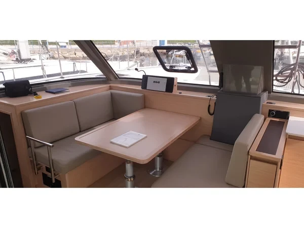 Nautitech 40 open NEW - 4 + 2 cab. - Yacht Charter Sailica