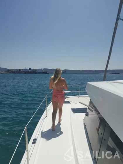 Bali 4.8  - Yacht Charter Sailica