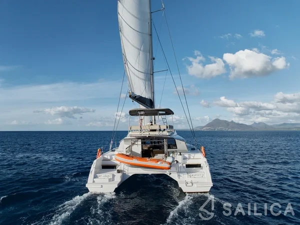 Nautitech 46 Fly - Yacht Charter Sailica