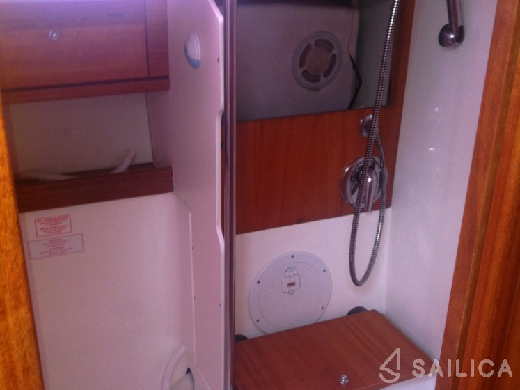 Bavaria 46 Cruiser - Yacht Charter Sailica