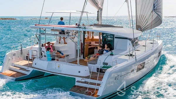 Lagoon 42 - Yacht Charter Sailica