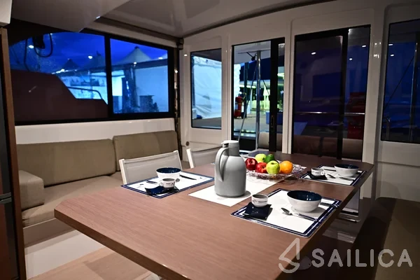Bali Catspace - Yacht Charter Sailica