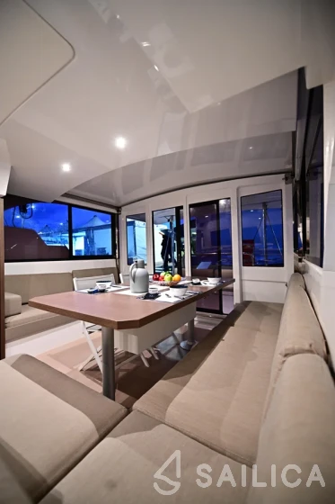 Bali Catspace - Yacht Charter Sailica