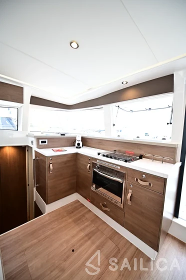 Bali Catspace - Yacht Charter Sailica