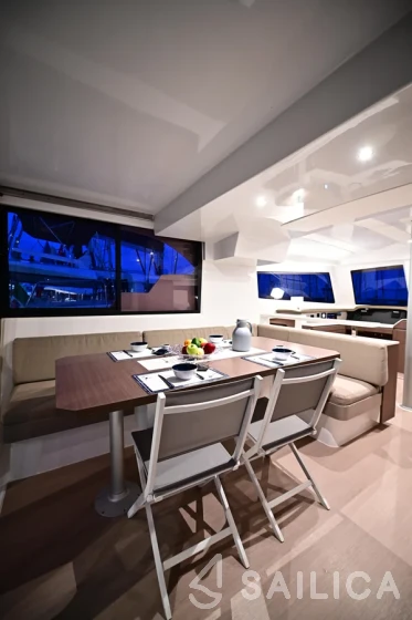 Bali Catspace - Yacht Charter Sailica