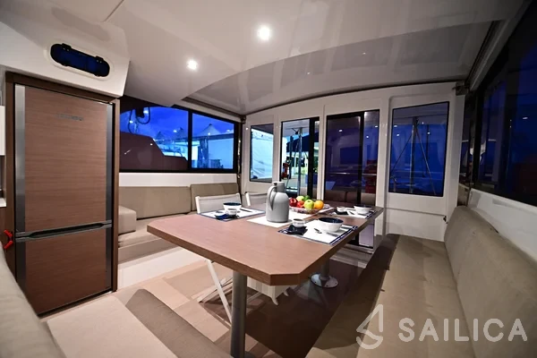 Bali Catspace - Yacht Charter Sailica