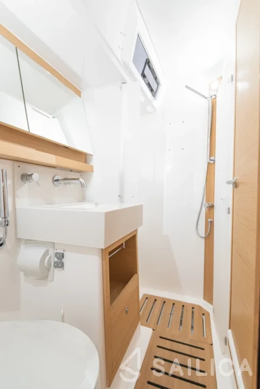 Dufour 530 - Yacht Charter Sailica