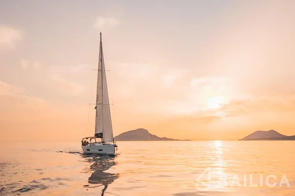Dufour 530 - Yacht Charter Sailica