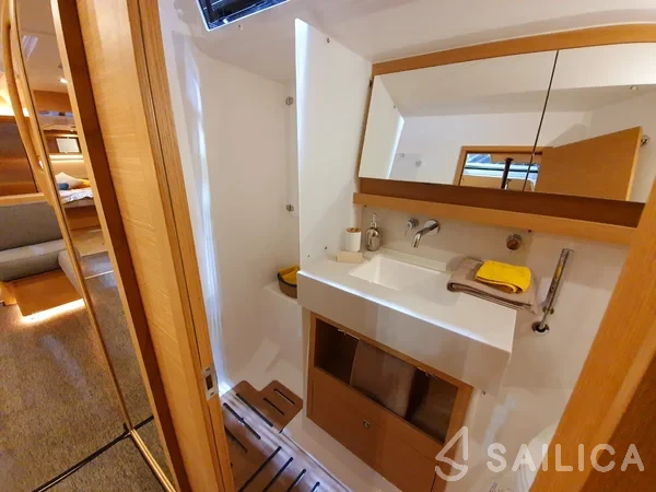 Dufour 530 - Yacht Charter Sailica