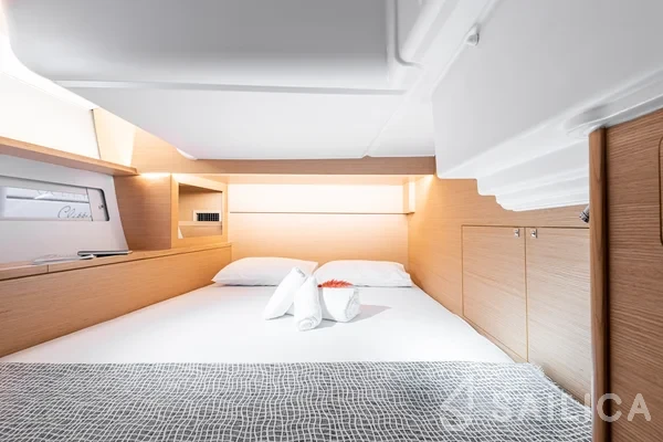 Dufour 530 - Yacht Charter Sailica