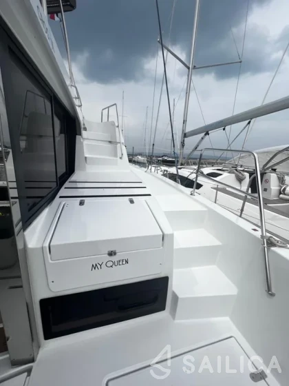 Bali 4.6 - Yacht Charter Sailica