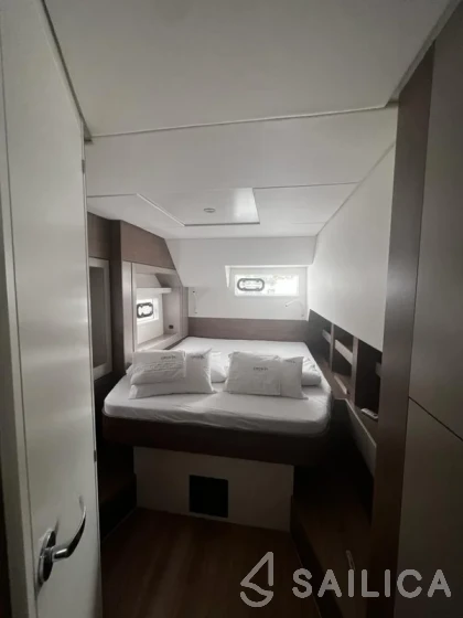 Bali 4.6 - Yacht Charter Sailica