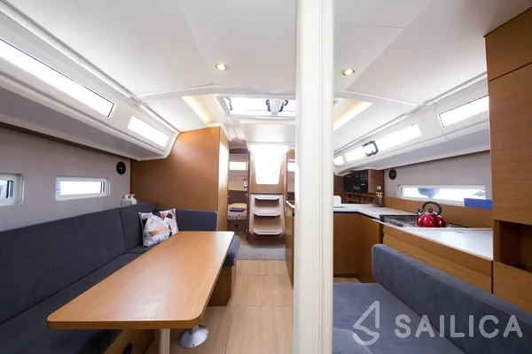Sun Odyssey 410 - Yacht Charter Sailica