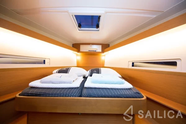 Dufour 430 - Yacht Charter Sailica