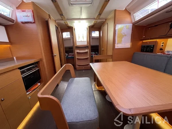 Dufour 430 - Yacht Charter Sailica
