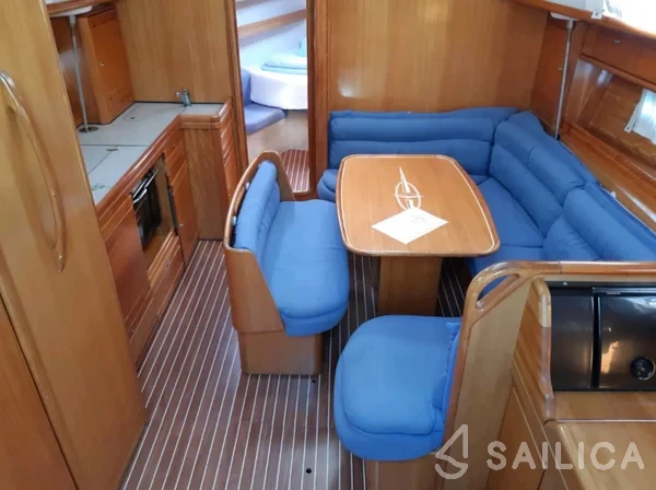 Bavaria 39 Cruiser - Yacht Charter Sailica