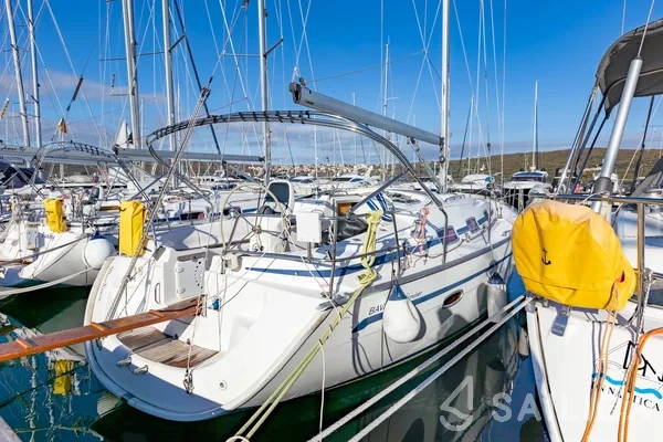 Bavaria 39 Cruiser - Yacht Charter Sailica