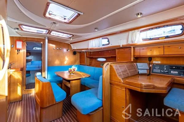 Bavaria 39 Cruiser - Yacht Charter Sailica