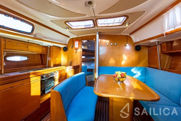 Bavaria 39 Cruiser - Yacht Charter Sailica