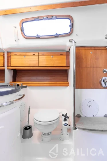 Bavaria 39 Cruiser - Yacht Charter Sailica