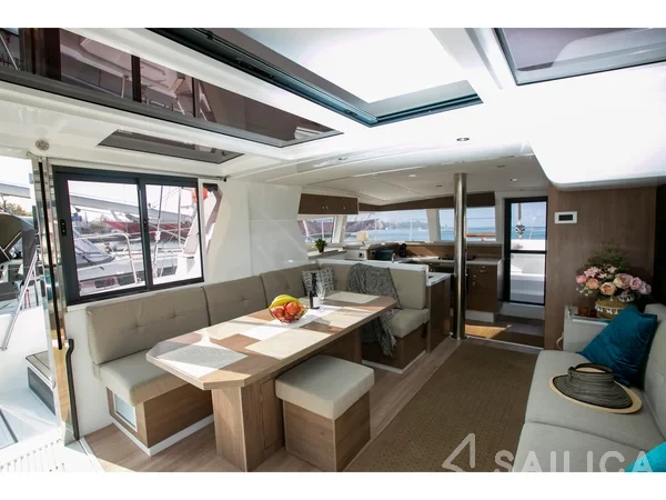 Bali 4.2 - Yacht Charter Sailica