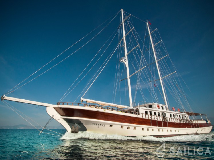Gulet - Yacht Charter Sailica