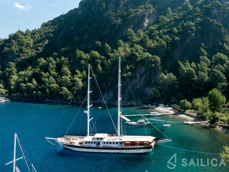 Gulet - Yacht Charter Sailica