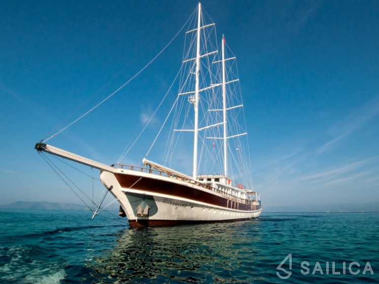 Gulet - Yacht Charter Sailica