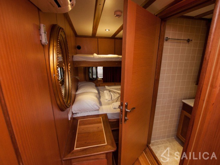 Gulet - Yacht Charter Sailica