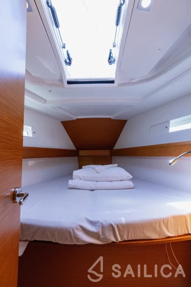 Sun Odyssey 449 - Yacht Charter Sailica