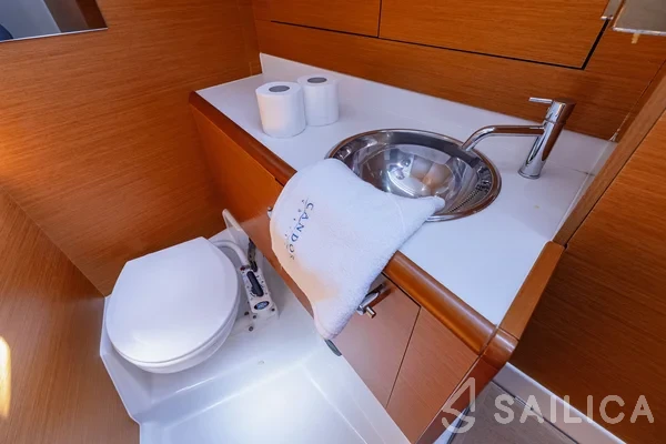 Sun Odyssey 449 - Yacht Charter Sailica