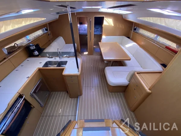 Jeanneau 53 - Yacht Charter Sailica