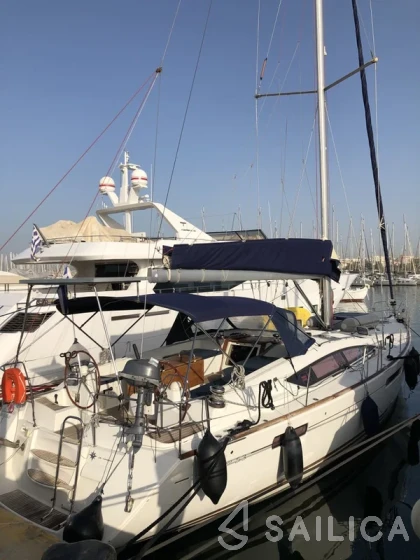 Jeanneau 53 - Yacht Charter Sailica