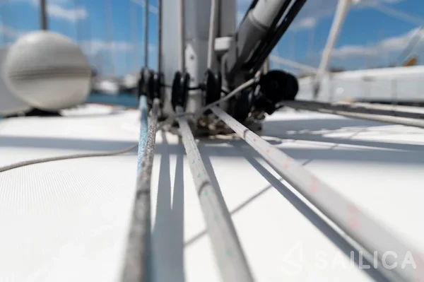 Sun Odyssey 509 - Yacht Charter Sailica
