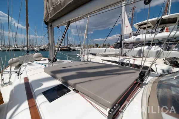 Sun Odyssey 509 - Yacht Charter Sailica