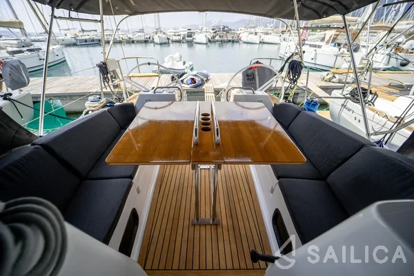 Elan Impression 40.1 - Yacht Charter Sailica