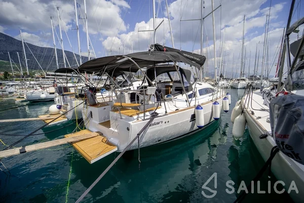 Elan Impression 40.1 - Yacht Charter Sailica