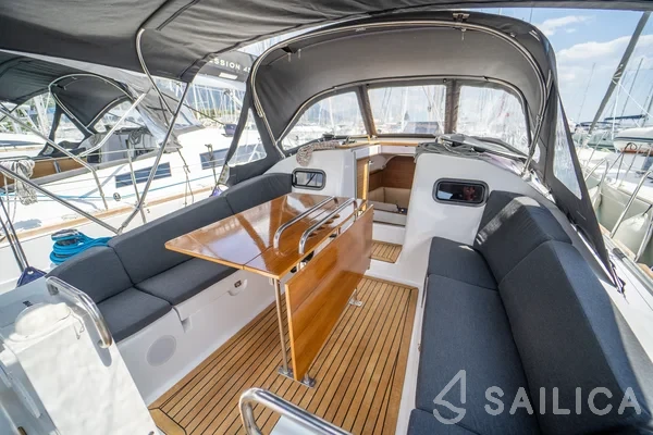 Elan Impression 40.1 - Yacht Charter Sailica