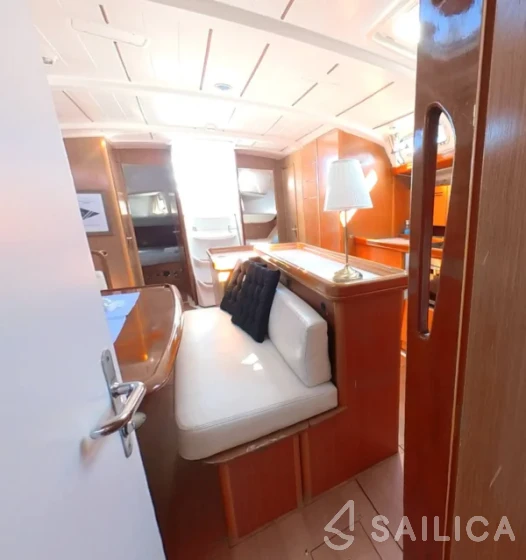 Cyclades 50.5 - Yacht Charter Sailica