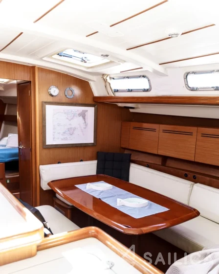 Cyclades 50.5 - Yacht Charter Sailica