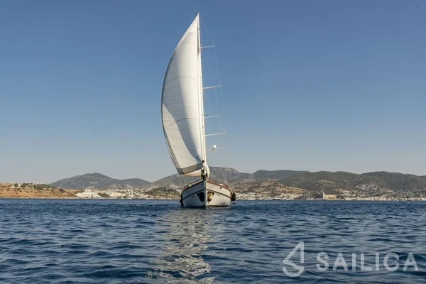 Gulet - Yacht Charter Sailica