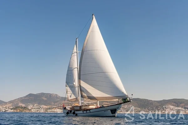 Gulet - Yacht Charter Sailica