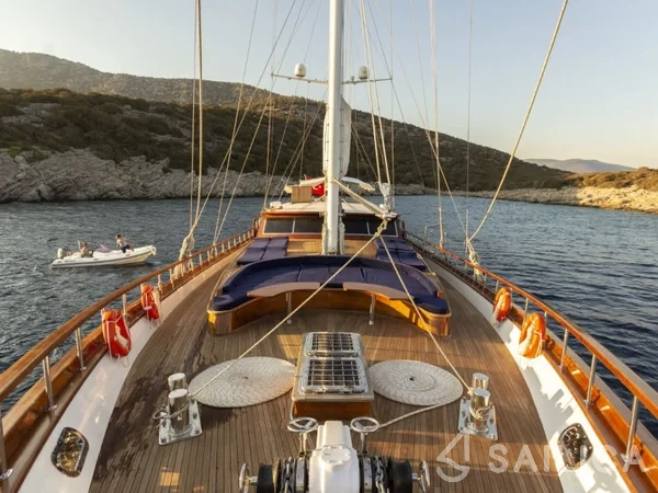 Gulet - Yacht Charter Sailica