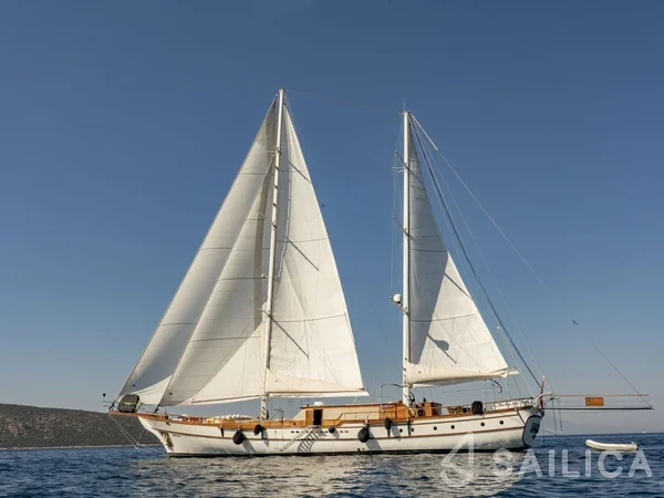Gulet - Yacht Charter Sailica