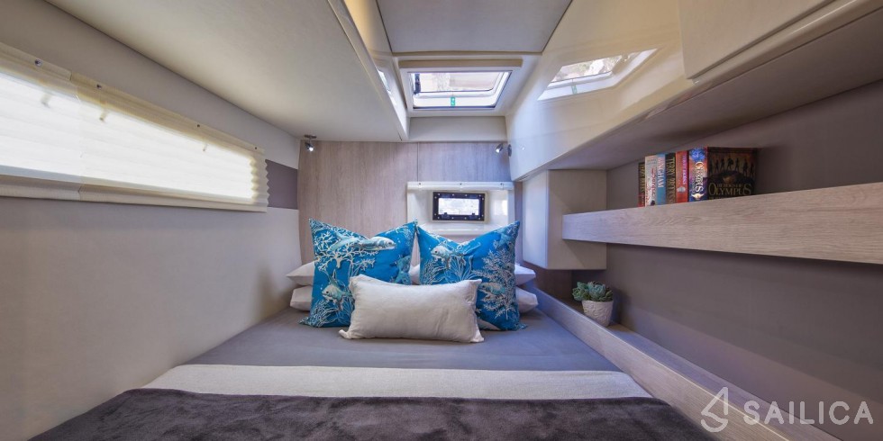 Leopard 40 - Yacht Charter Sailica
