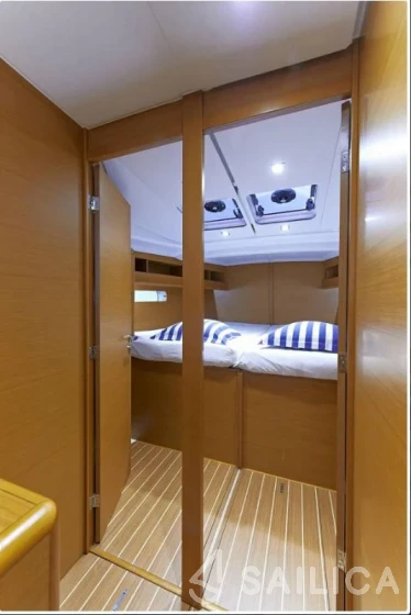 Sun Odyssey 479 - Yacht Charter Sailica